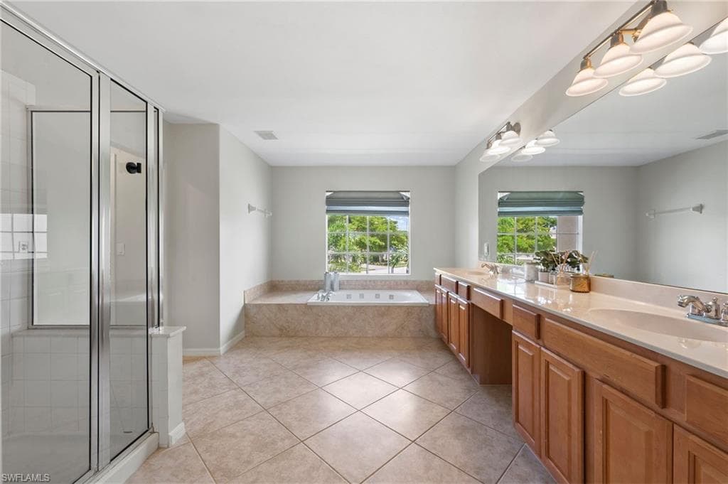 2688 Bellingham CT, CAPE CORAL FL 33991-31