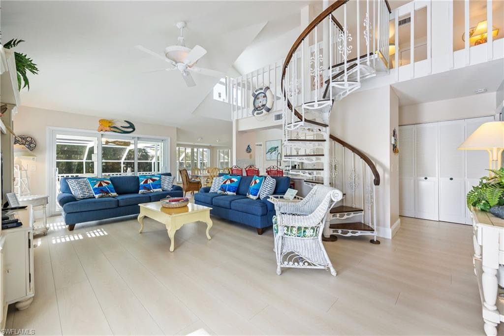 424 Lagoon DR, SANIBEL FL 33957-5