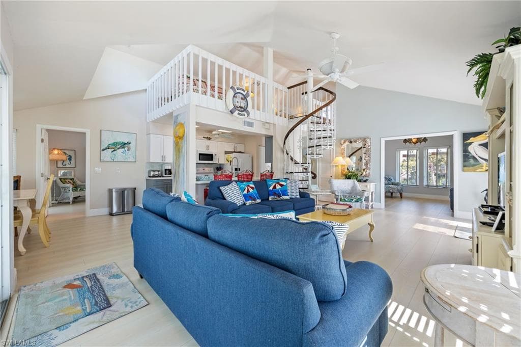 424 Lagoon DR, SANIBEL FL 33957-8