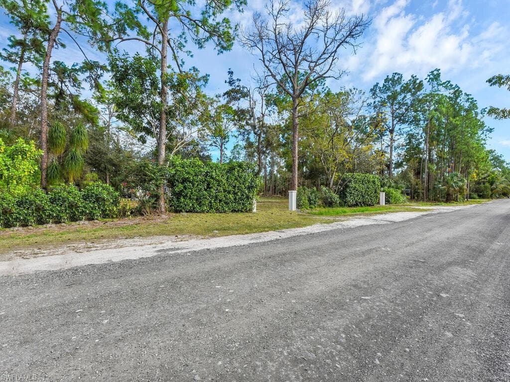 2180 DELLA DR, NAPLES FL 34117-35