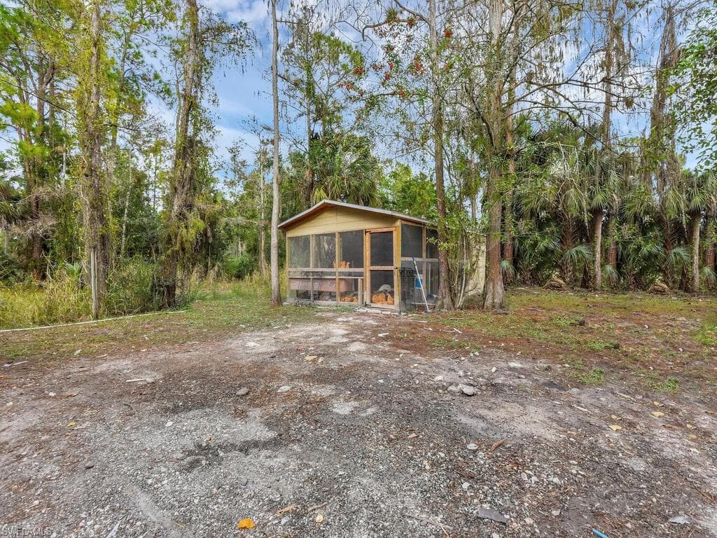 2180 DELLA DR, NAPLES FL 34117-33