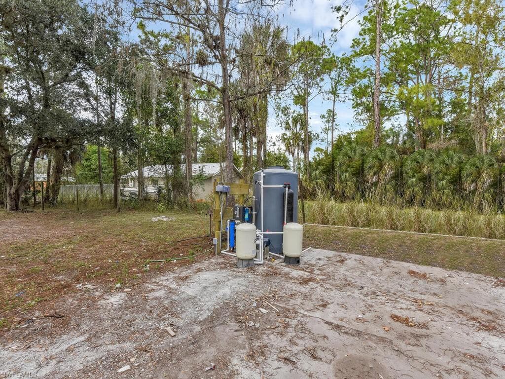 2180 DELLA DR, NAPLES FL 34117-32