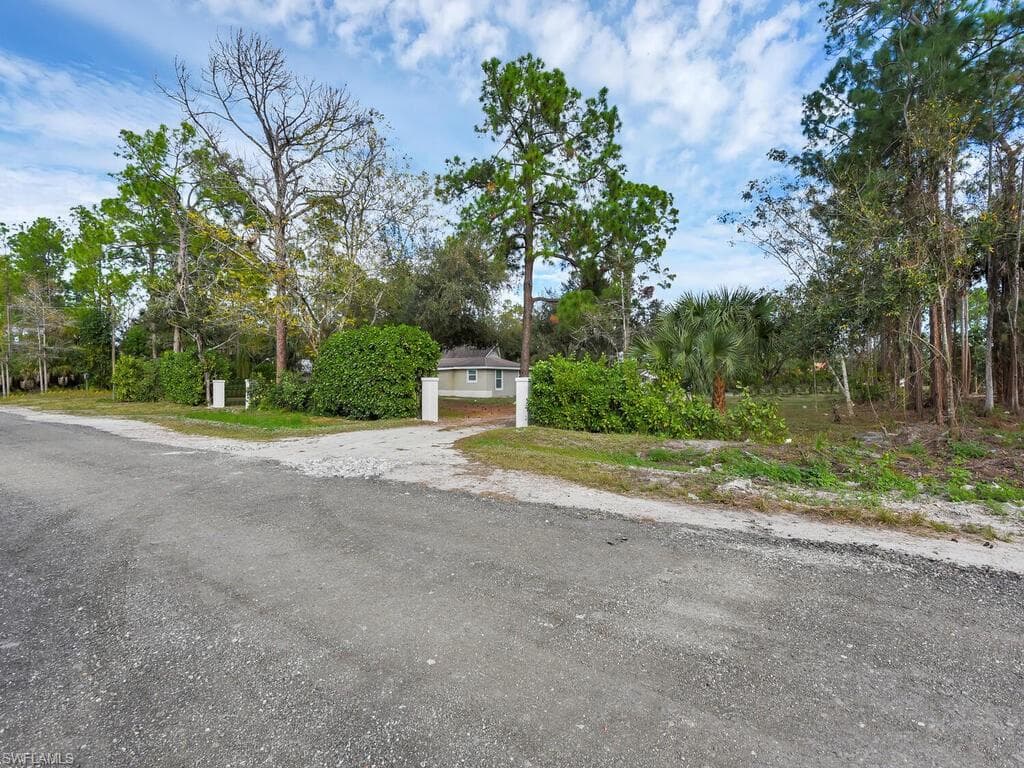 2180 DELLA DR, NAPLES FL 34117-36