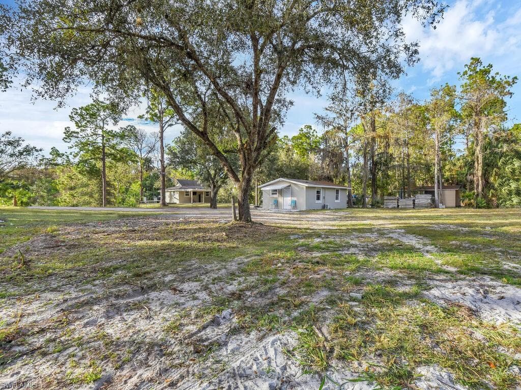 2180 DELLA DR, NAPLES FL 34117-34