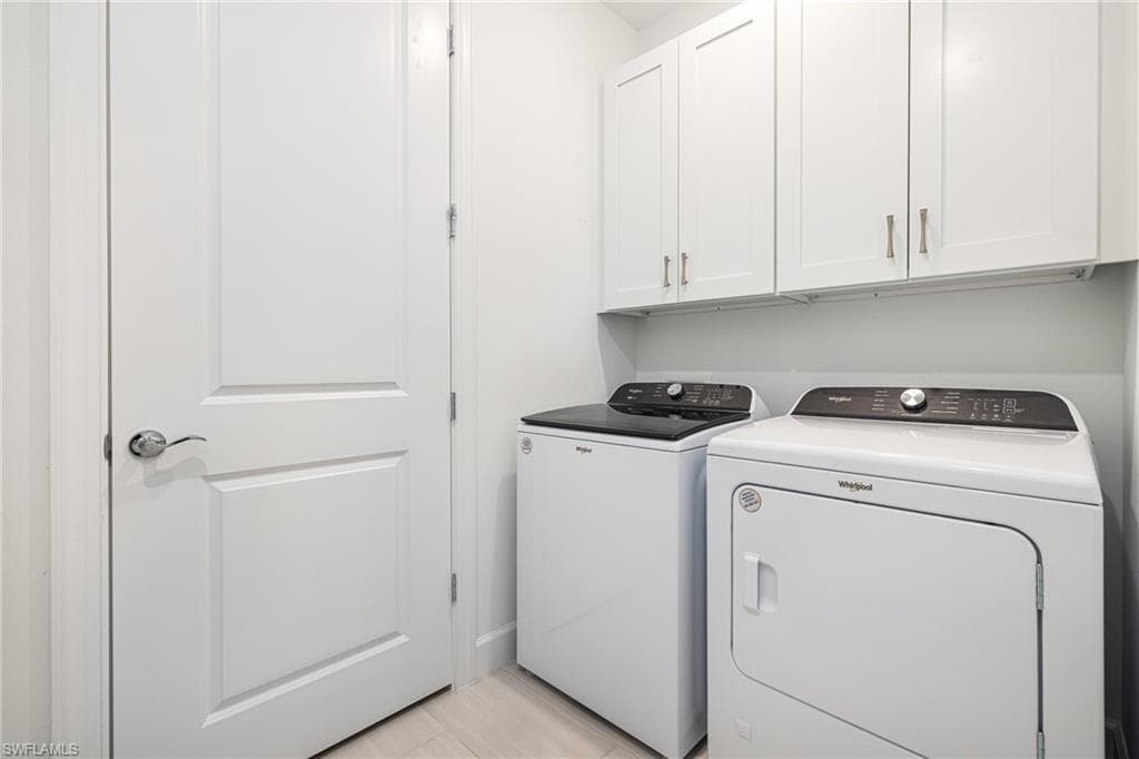 25594 Shoreline Gaze DR, BONITA SPRINGS FL 34135-26