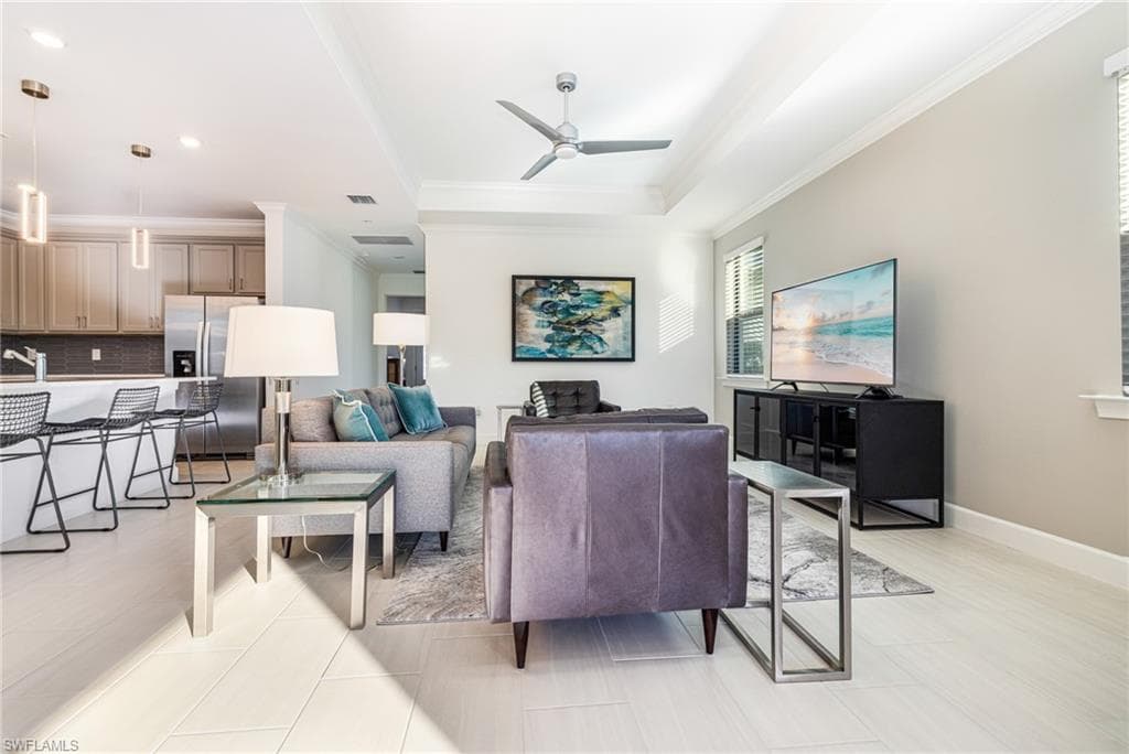 25594 Shoreline Gaze DR, BONITA SPRINGS FL 34135-5