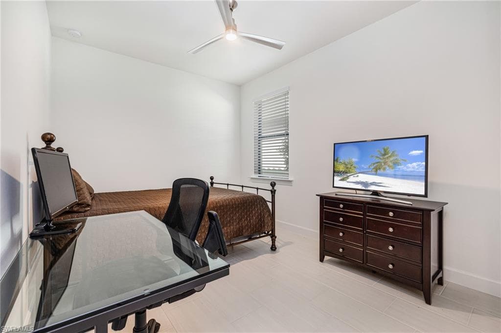 25594 Shoreline Gaze DR, BONITA SPRINGS FL 34135-23