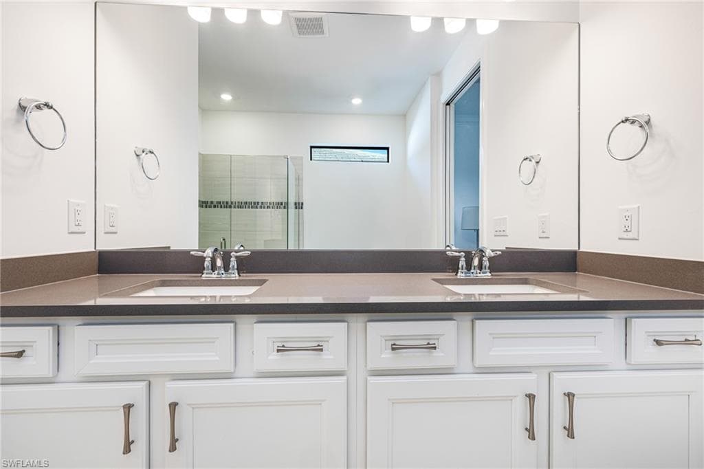 25594 Shoreline Gaze DR, BONITA SPRINGS FL 34135-17