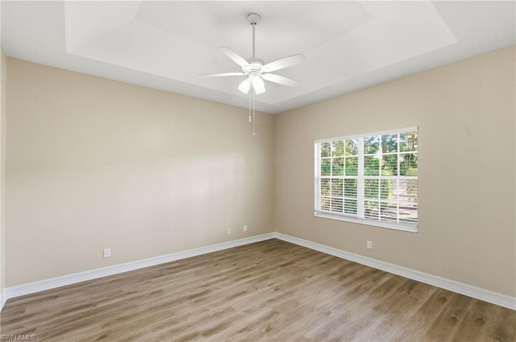 4854 Europa DR-16
