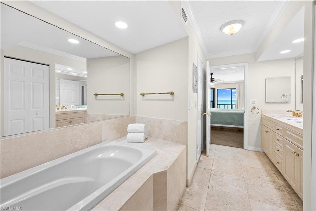 2445 W Gulf DR # 45A, SANIBEL FL 33957-15