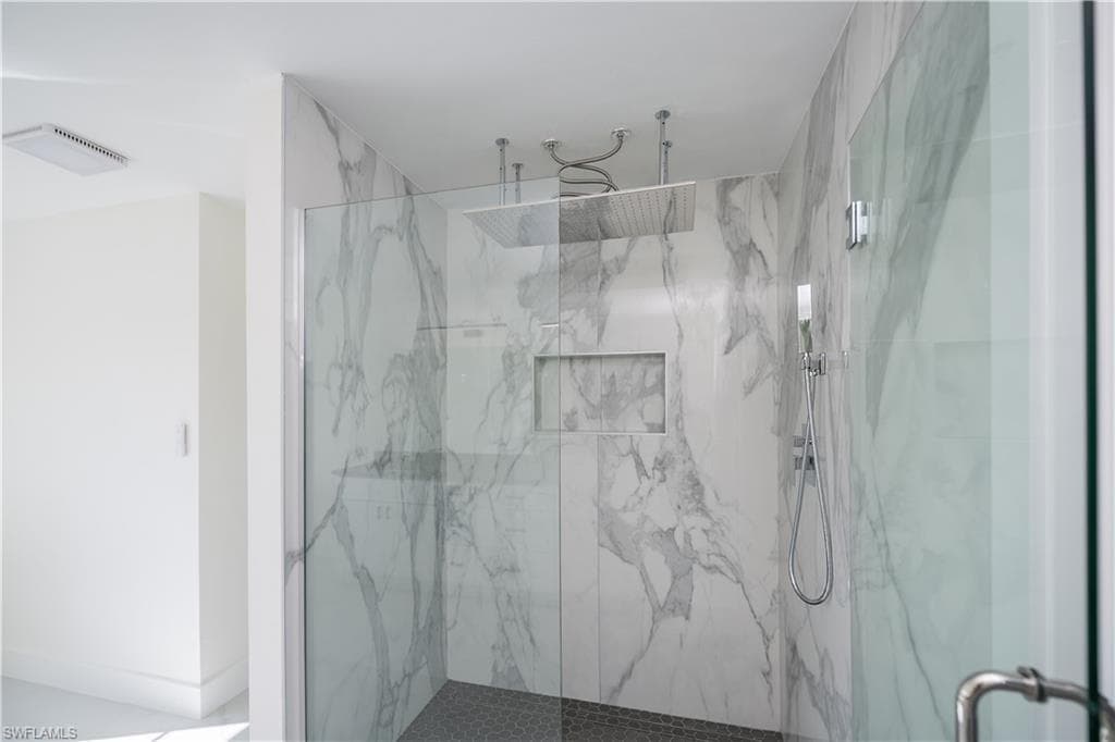 2615 Sunvale CT, CAPE CORAL FL 33991-27