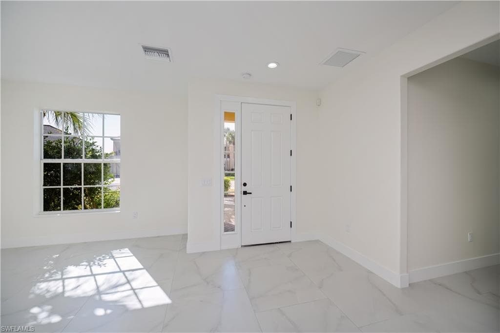 2615 Sunvale CT, CAPE CORAL FL 33991-4