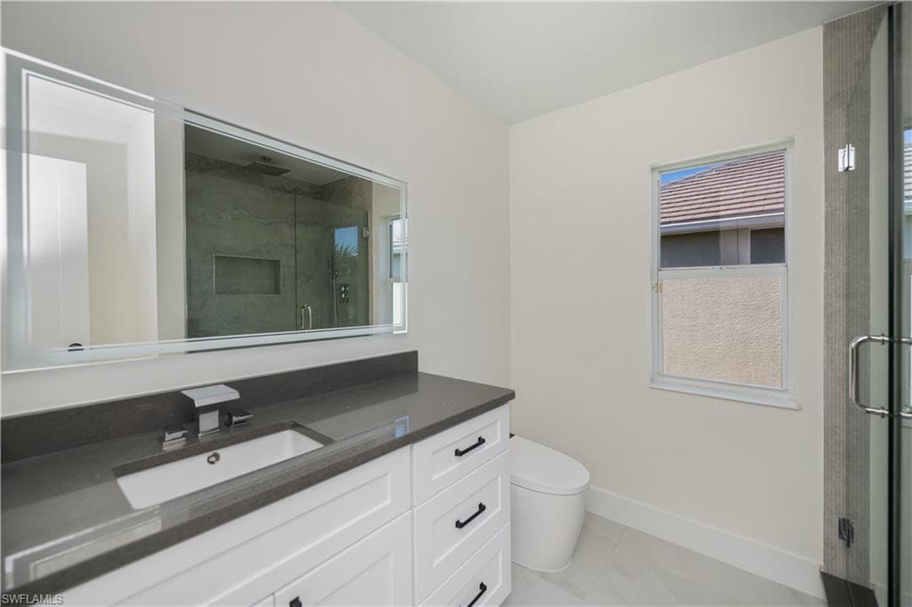 2615 Sunvale CT, CAPE CORAL FL 33991-33