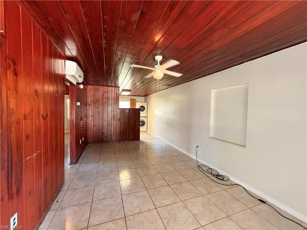 1935 Ricardo AVE, FORT MYERS FL 33901-3