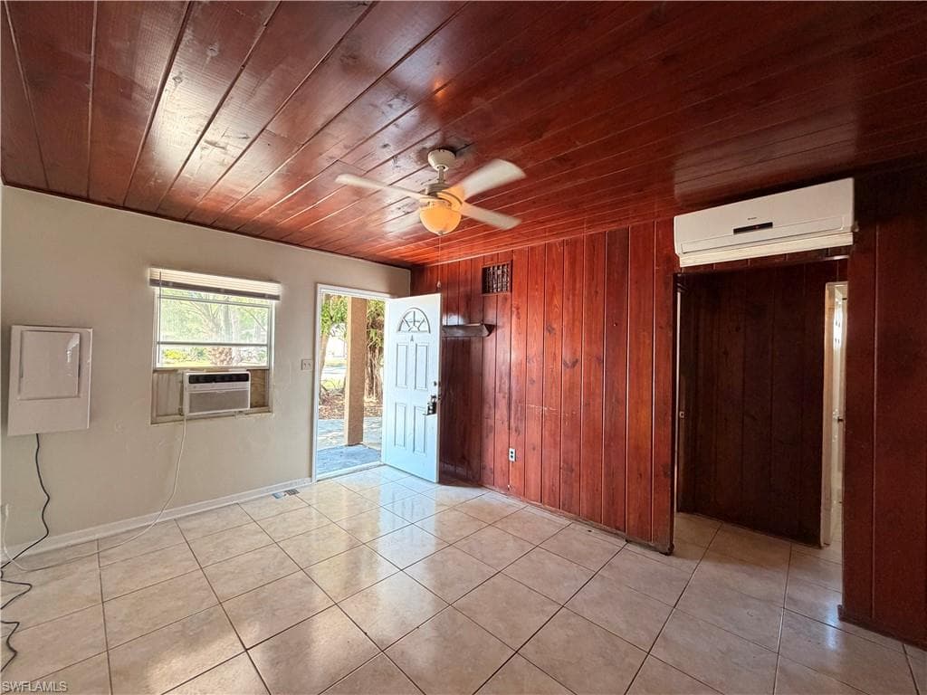1935 Ricardo AVE, FORT MYERS FL 33901-7