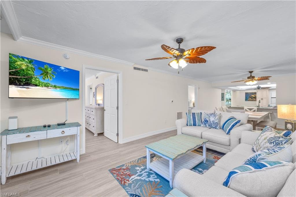 2445 W Gulf DR # 4E, SANIBEL FL 33957-2