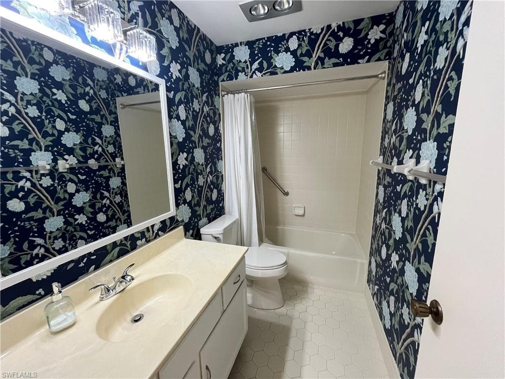 1335 Broadwater DR-27