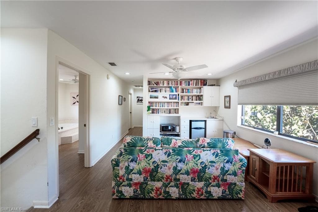 3730 Agate CT, SANIBEL FL 33957-19