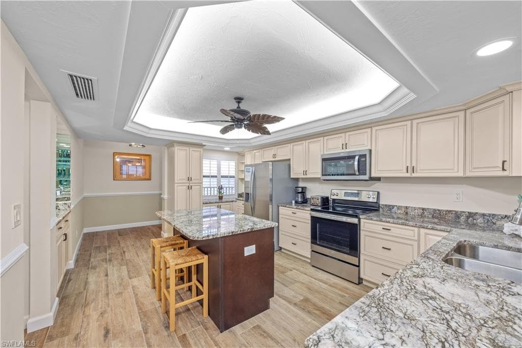 2445 W Gulf DR # 44E, SANIBEL FL 33957-4