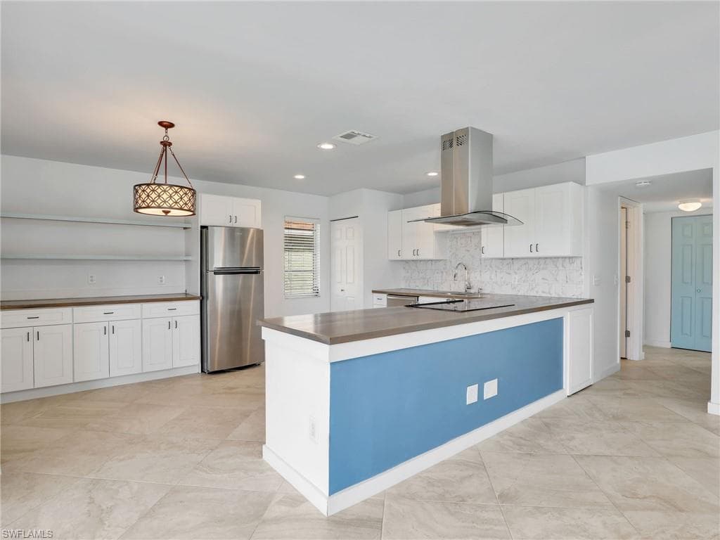 1400 Pompei LN # 52, NAPLES FL 34103-9