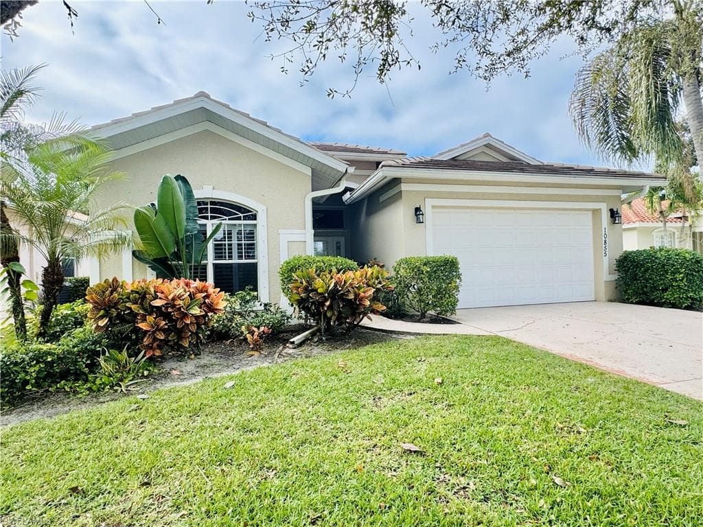 10855 Fieldfair DR, NAPLES FL 34119-21