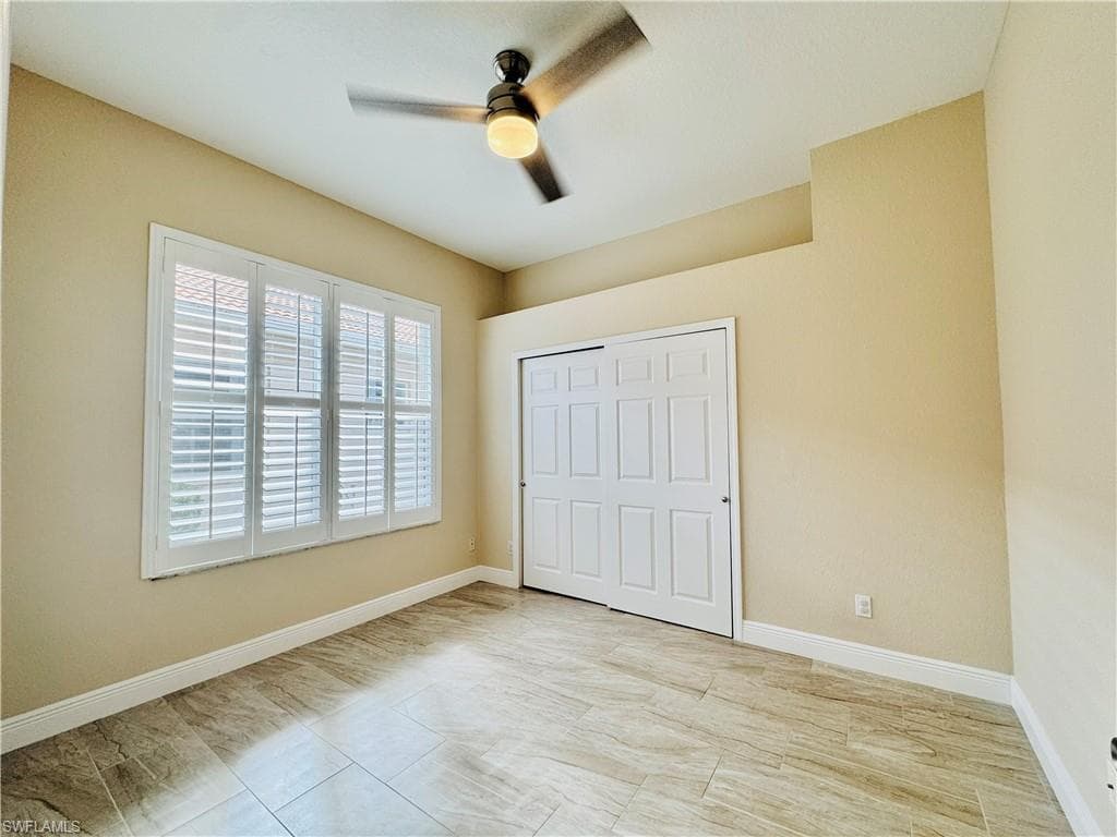 10855 Fieldfair DR, NAPLES FL 34119-16