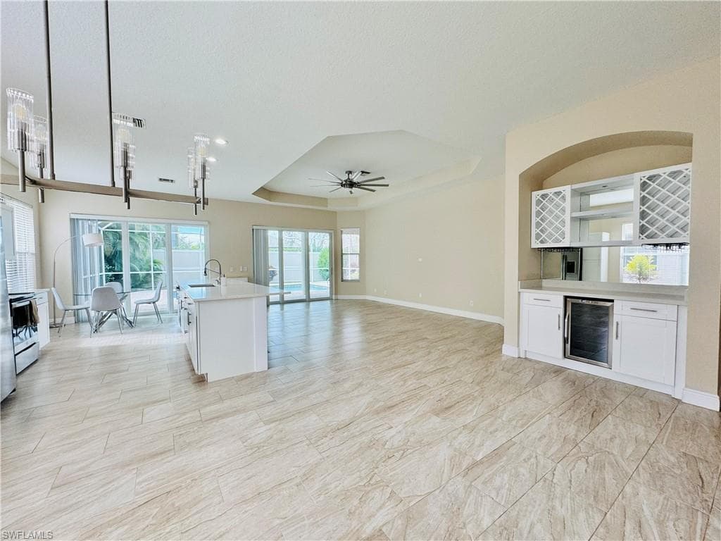 10855 Fieldfair DR, NAPLES FL 34119-3