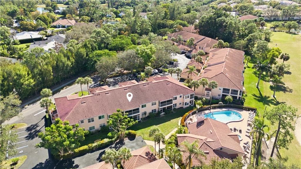 732 Woodshire LN # I6, NAPLES FL 34105-26