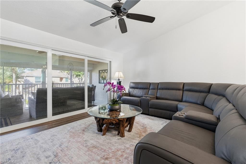 732 Woodshire LN # I6, NAPLES FL 34105-16