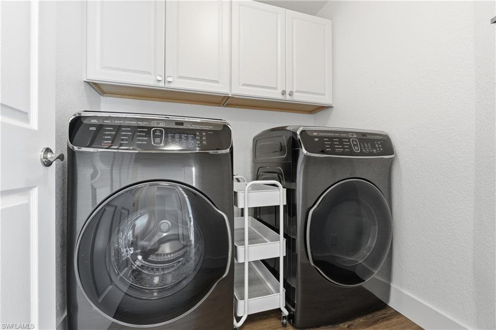 732 Woodshire LN # I6, NAPLES FL 34105-18