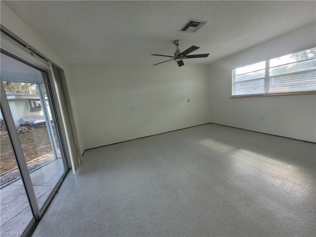 10131 Main DR, BONITA SPRINGS FL 34135-23