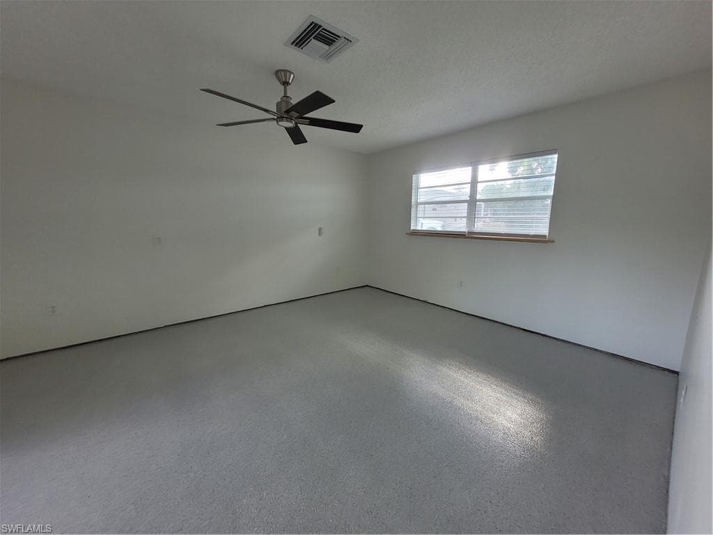 10131 Main DR, BONITA SPRINGS FL 34135-13