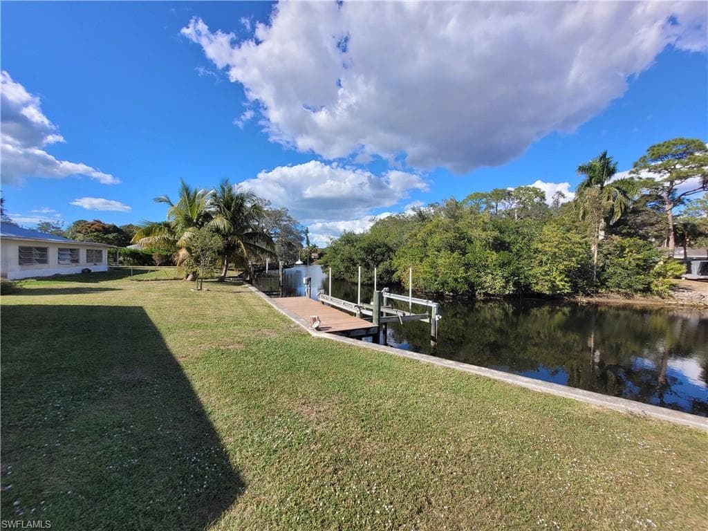 10131 Main DR, BONITA SPRINGS FL 34135-38