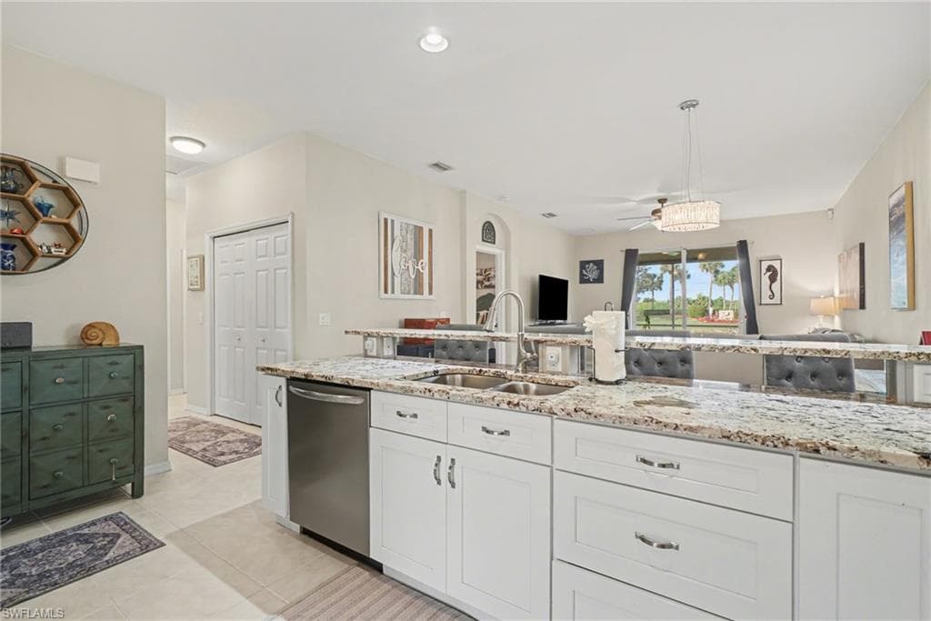 9776 Mendocino DR, FORT MYERS FL 33919-7