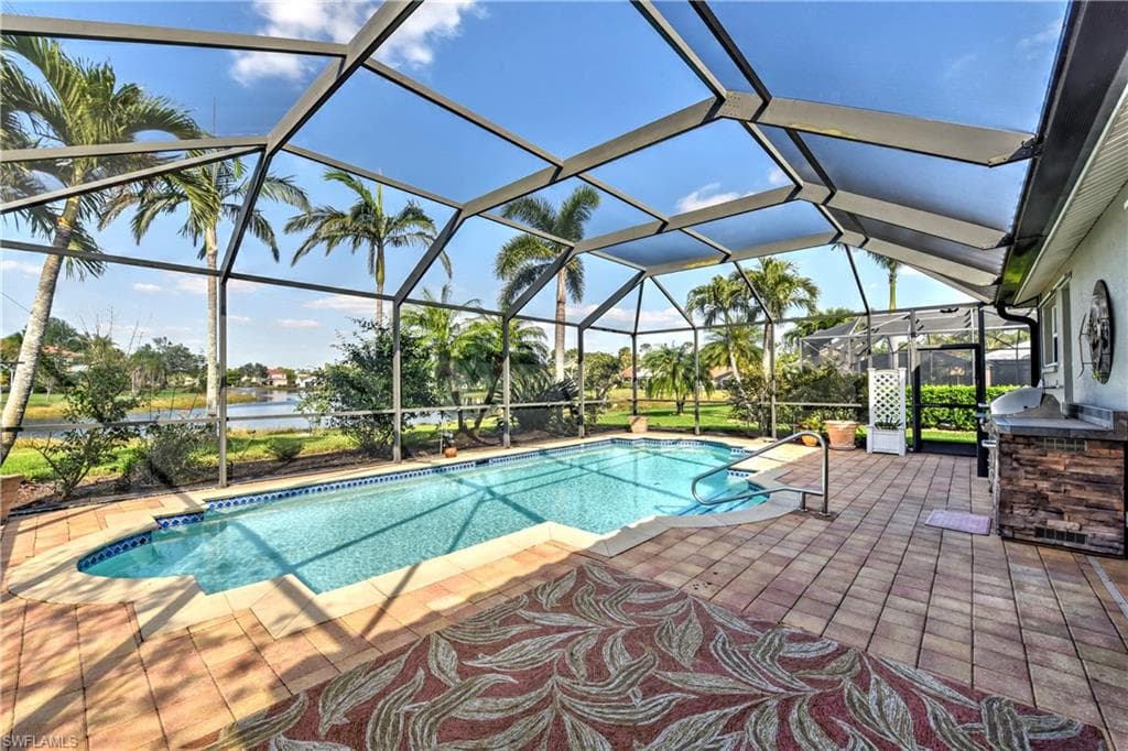 7715 Cameron CIR, FORT MYERS FL 33912-19