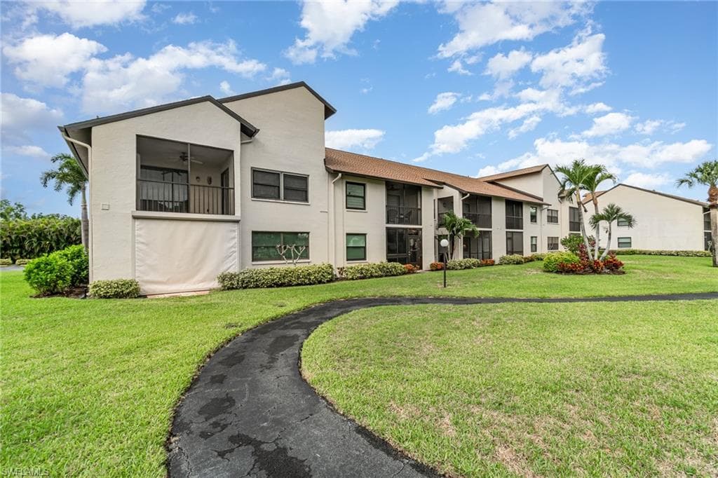 8715 Charter Club CIR # 3, FORT MYERS FL 33919-25