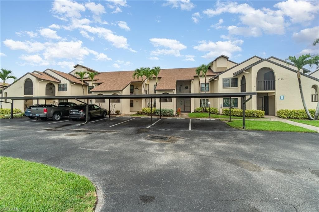 8715 Charter Club CIR # 3, FORT MYERS FL 33919-24