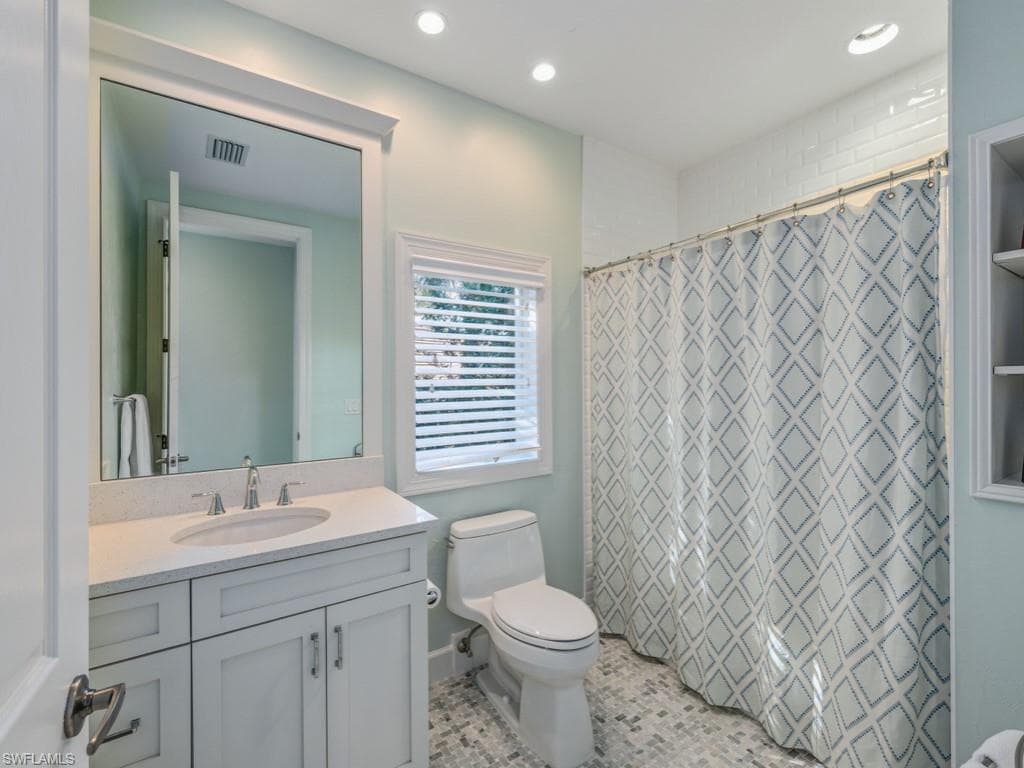 25100 Ridge Oak DR, BONITA SPRINGS FL 34134-19