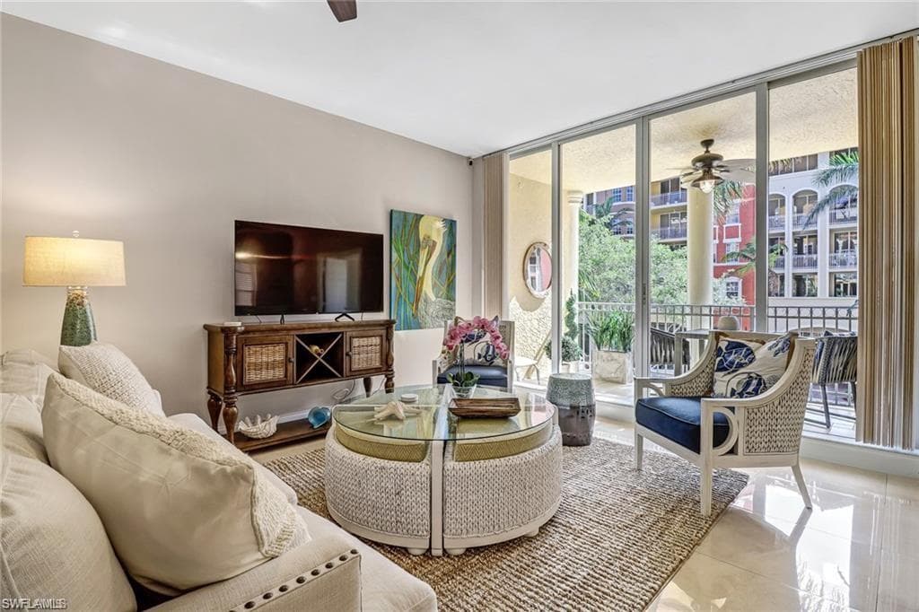 410 Bayfront PL # 2208, NAPLES FL 34102-1