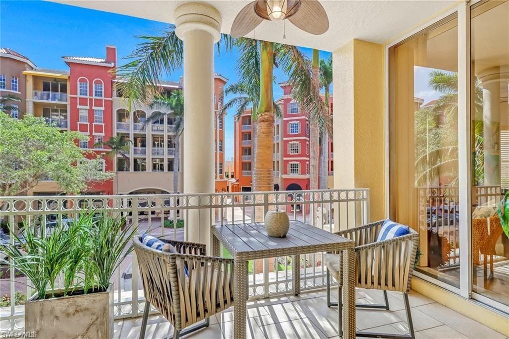 410 Bayfront PL # 2208, NAPLES FL 34102-13