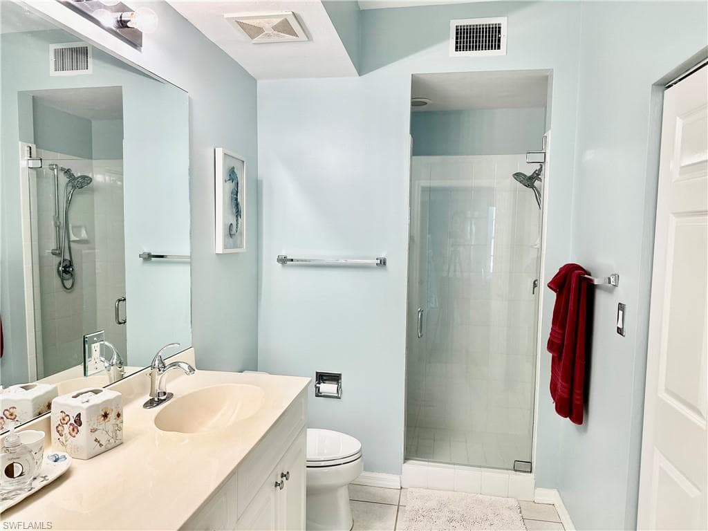 401 Bayfront PL # 3304, NAPLES FL 34102-16