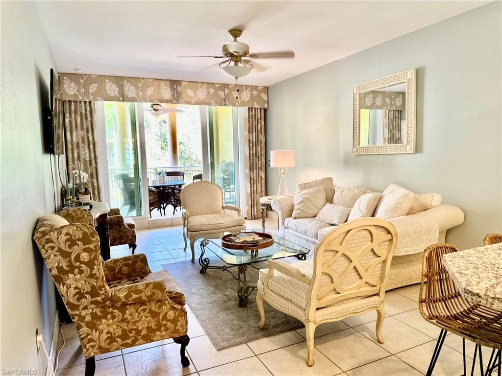 401 Bayfront PL # 3304, NAPLES FL 34102-2