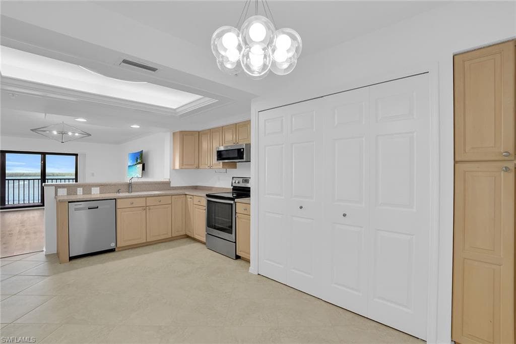 1925 Clifford ST # 1102, FORT MYERS FL 33901-9