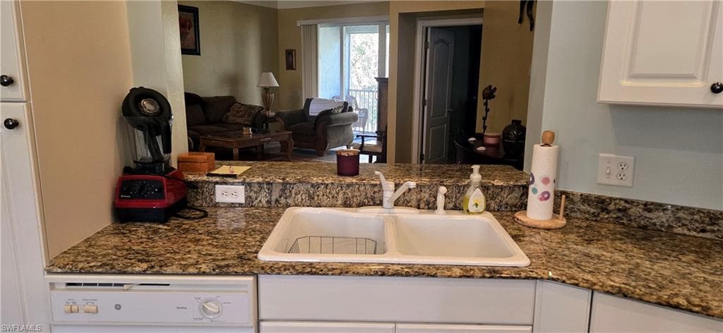 12100 Summergate CIR # 203, FORT MYERS FL 33913-16
