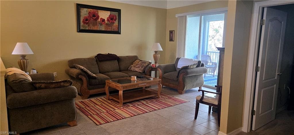 12100 Summergate CIR # 203, FORT MYERS FL 33913-10
