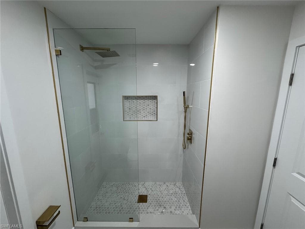 14441 Pine Lily DR, FORT MYERS FL 33908-6