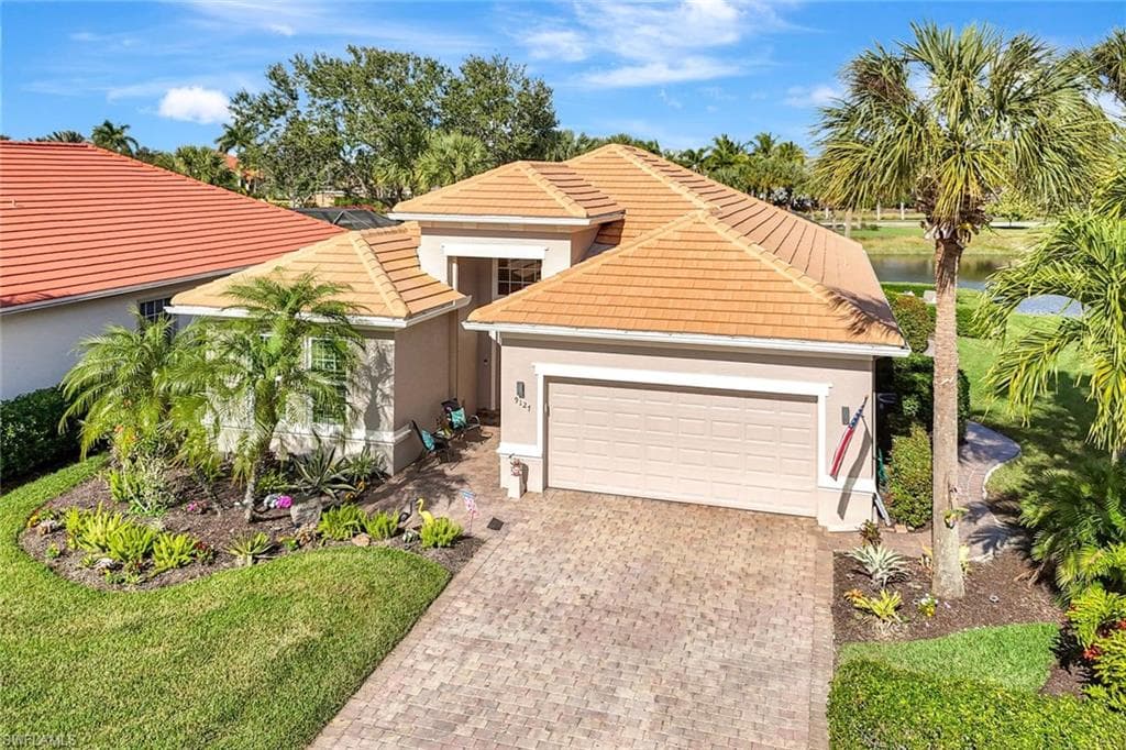 9127 Crystal CT, NAPLES FL 34120-1