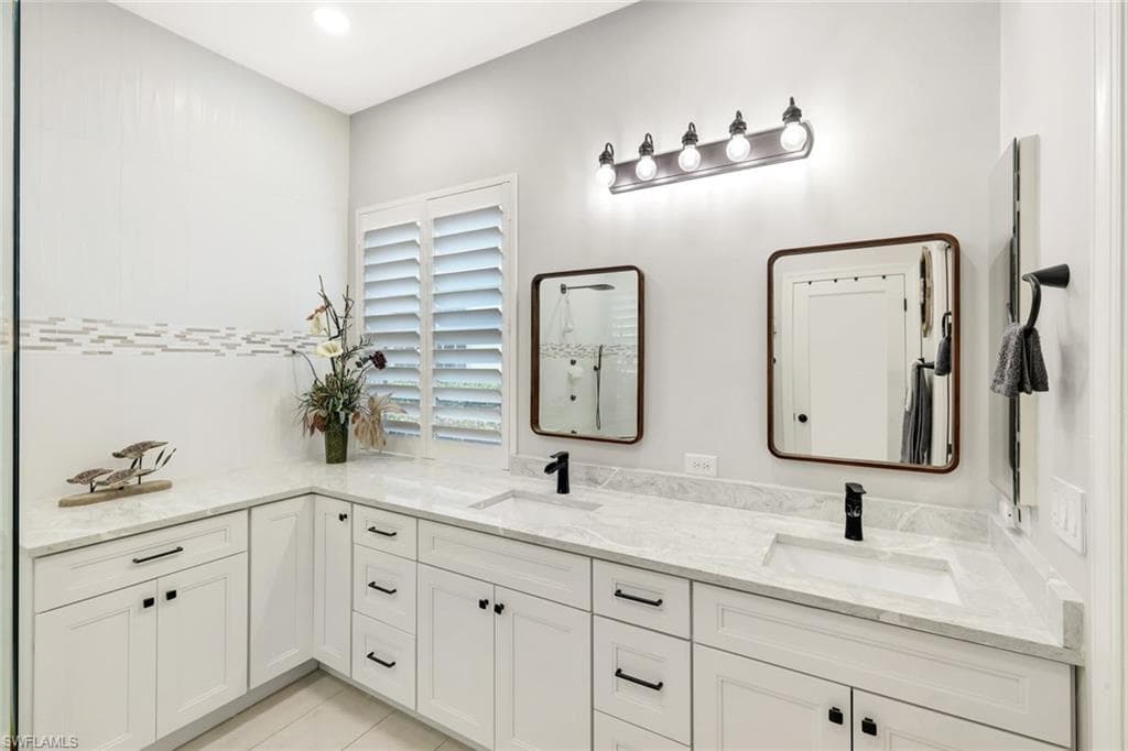 9127 Crystal CT, NAPLES FL 34120-18