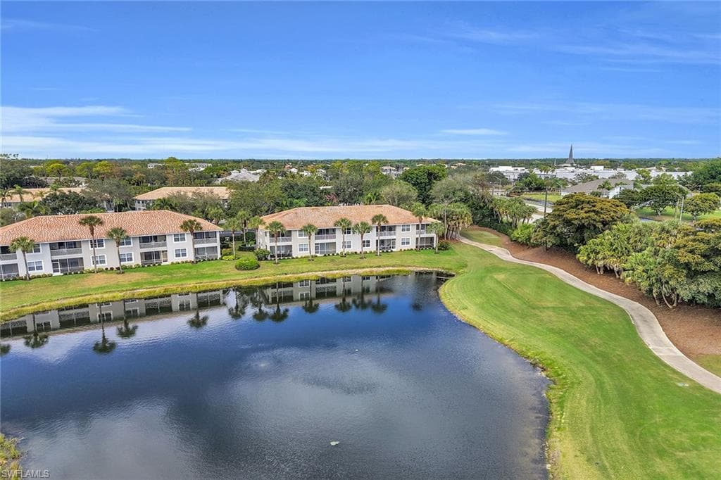 2350 Carrington CT # 202, NAPLES FL 34109-31