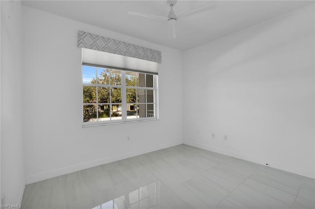 2350 Carrington CT # 202, NAPLES FL 34109-23